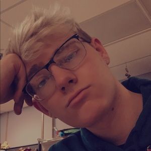 Meet your Posher, Tristin